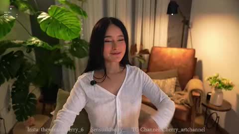 Maria- OF sensual bee online show from March 23, 12:17 am