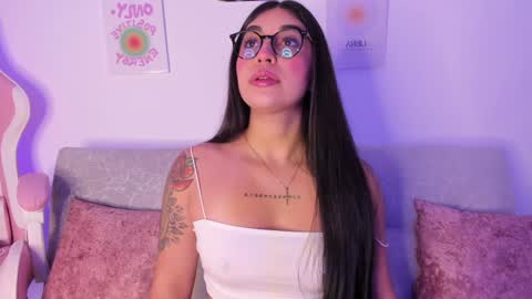 sensualhaven_ online show from January 6, 1:20 am