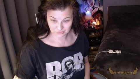 Tara online show from April 6, 12:50 pm