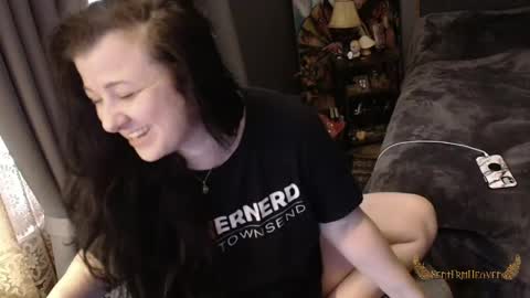 Tara online show from April 15, 1:22 pm