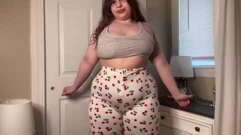 Seraphina online show from April 7, 12:40 pm