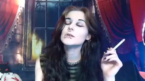 Seraphin Munster online show from December 18, 6:03 pm