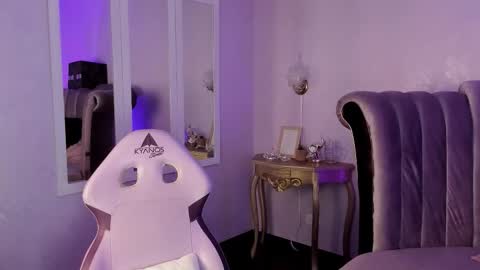 Seren  Follow me online show from September 19, 3:27 am