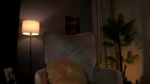 SerenaGrant online show from July 25, 5:31 pm