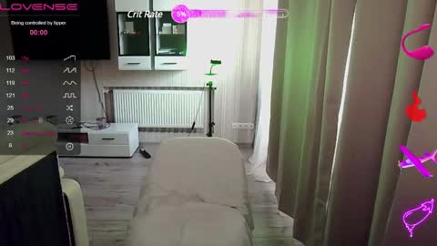 serenamilss online show from February 23, 11:15 am