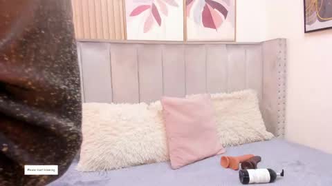 Danna  online show from May 21, 3:15 am