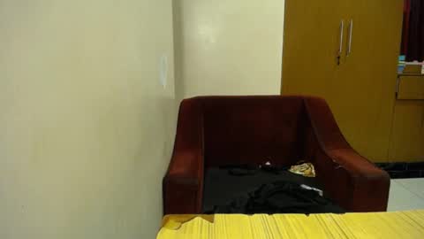 Mari online show from April 1, 2:36 pm