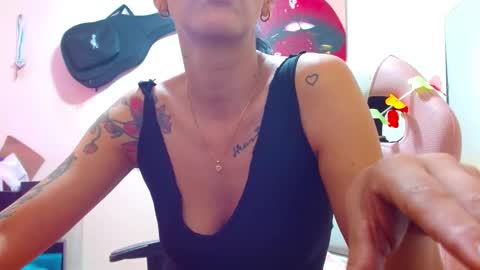 sexmilkdirty online show from February 21, 12:38 am