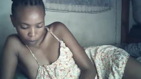 sexxy_curvy23 online show from April 3, 3:59 am