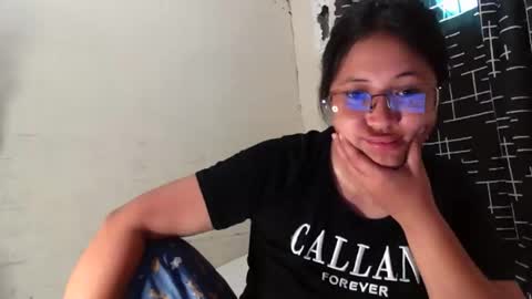 SWEET KELLY online show from May 3, 1:20 am