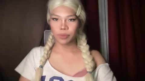 Nicole online show from May 14, 9:37 am
