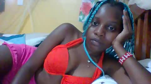 sexy_moanah66 online show from March 3, 11:58 am