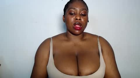 Luna online show from March 3, 8:59 pm