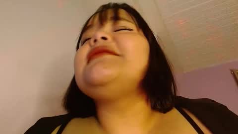 Eva online show from May 9, 10:01 pm