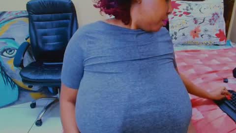sexyebonylove89 online show from July 5, 4:30 am