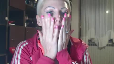 ENI pvt moan your name  WHEN I M NOT online you tell me in SNAPCHAT deal yes add me...  FREE TWITTER magiconline101...... online show from September 18, 10:41 pm