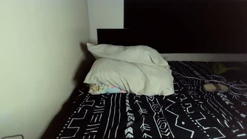 Lily online show from March 10, 6:27 am