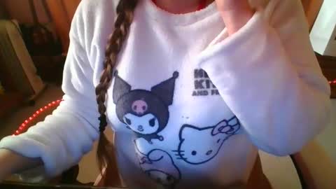 sexymisss24 online show from April 5, 9:36 pm