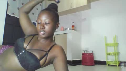 sexypamm online show from June 1, 6:20 pm