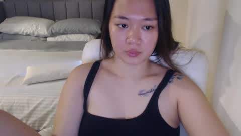 sexypenguin13 online show from December 12, 8:14 am