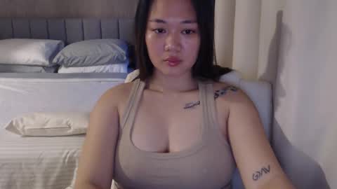 sexypenguin13 online show from December 16, 11:12 am