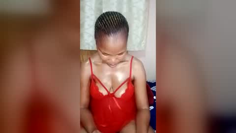 sexysmall52993 online show from August 8, 8:17 pm