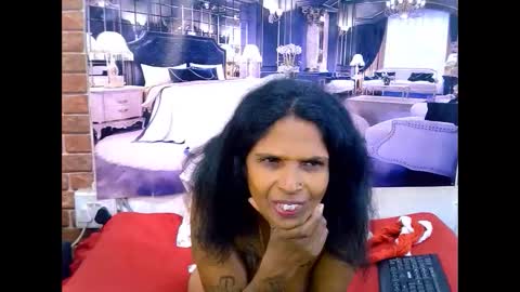 sexyva4u2luv online show from May 9, 7:38 pm