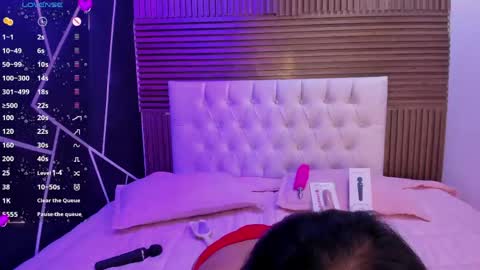 Liz online show from June 1, 10:32 pm