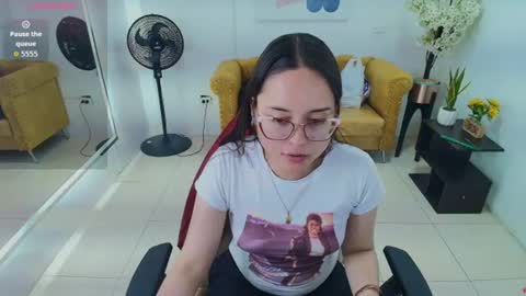 Shady  online show from July 18, 8:33 pm