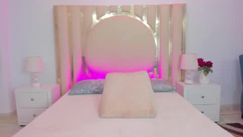 Shaina online show from December 30, 7:32 pm