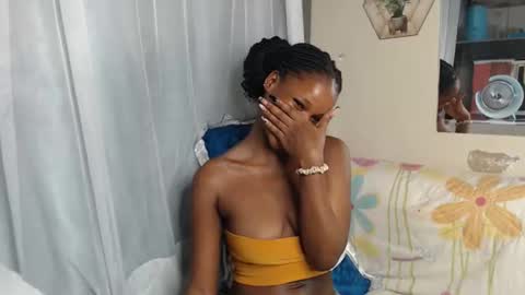 Shaky online show from October 2, 7:19 pm