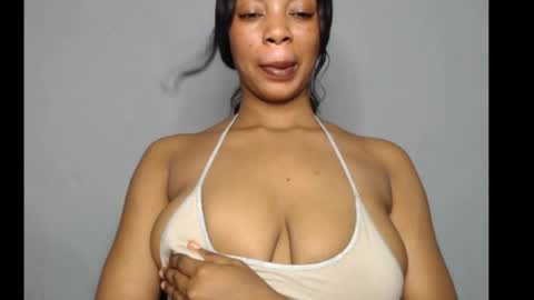 ESTHER online show from May 15, 12:41 pm