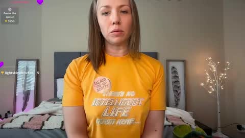 Shalynn online show from May 27, 4:04 pm