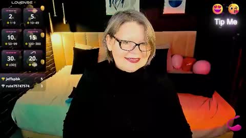 Shannon online show from February 18, 1:21 pm