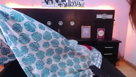 shannysweett online show from April 12, 11:02 am