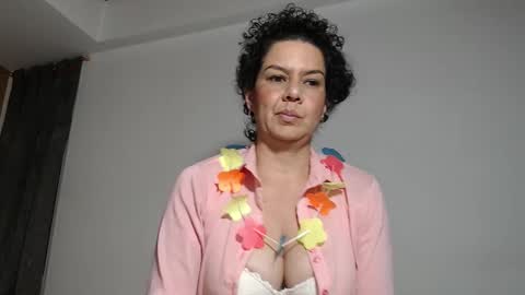 sharickleon11 online show from October 23, 1:00 am