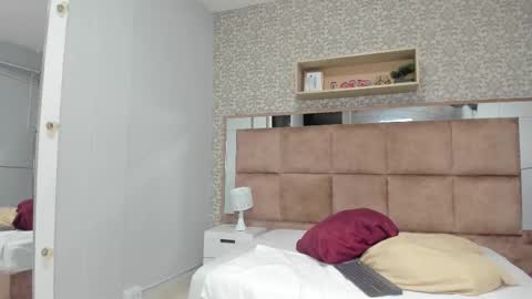  SHARLOTTE   online show from March 1, 1:00 pm