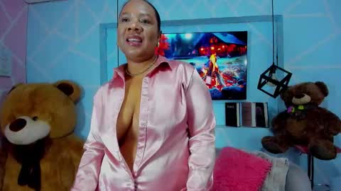 Sharon Noa online show from March 25, 11:57 am