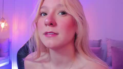 Shantall online show from March 2, 3:45 am