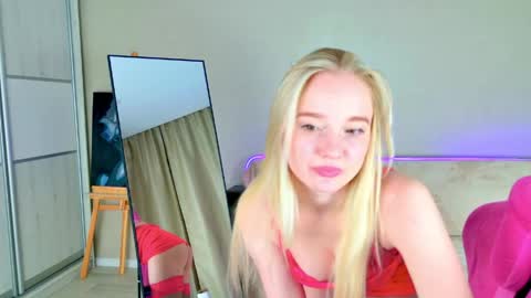 Shawty Mia online show from April 18, 7:07 pm