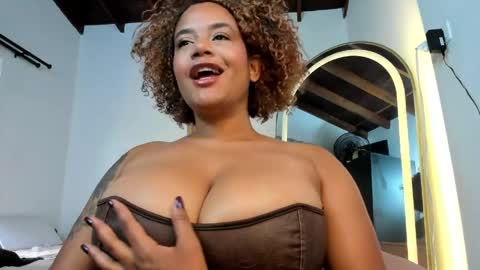 Sheila Makano online show from April 10, 10:27 pm