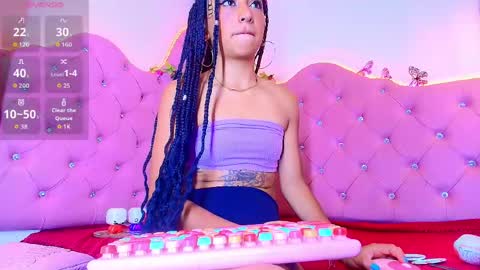 sheilly_brown online show from May 13, 9:42 pm