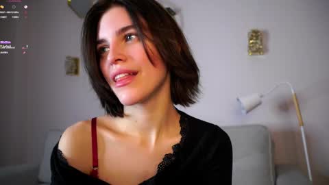 Alex online show from December 3, 1:19 am