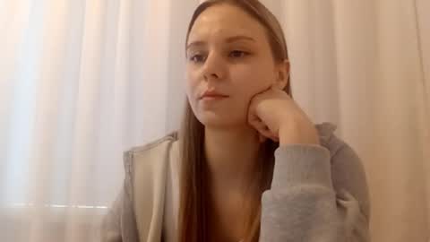 Lisa online show from February 20, 6:26 am