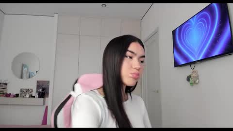 Shineel online show from September 25, 4:00 am