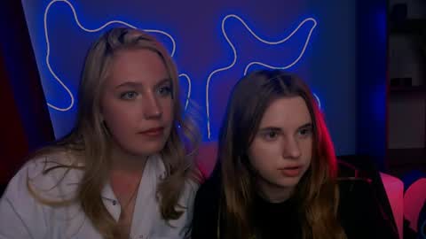 Kaya online show from April 15, 1:55 pm