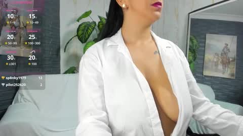shirley_taylor_ online show from March 27, 11:55 am