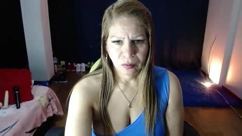 shirly online show from October 3, 3:55 am