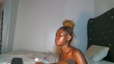 Shi-ro online show from December 14, 7:36 am