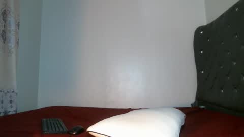 Shi-ro online show from January 9, 10:30 am